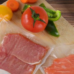 Виды пакетов для вакуумной упаковки пищевых продуктов